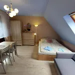 Nad Raba בית אירוח מישלניצה