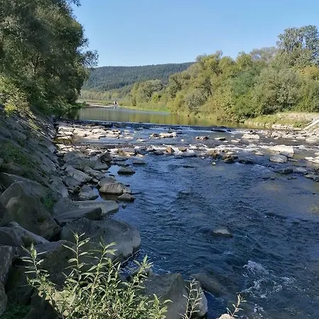 Nad Raba ホームステイ *