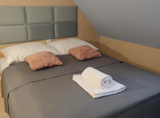 Nad Raba בית אירוח *